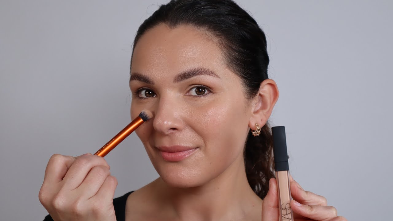 Prevent Creasing Concealer | Pro Tips and Techniques For Applying Concealer
